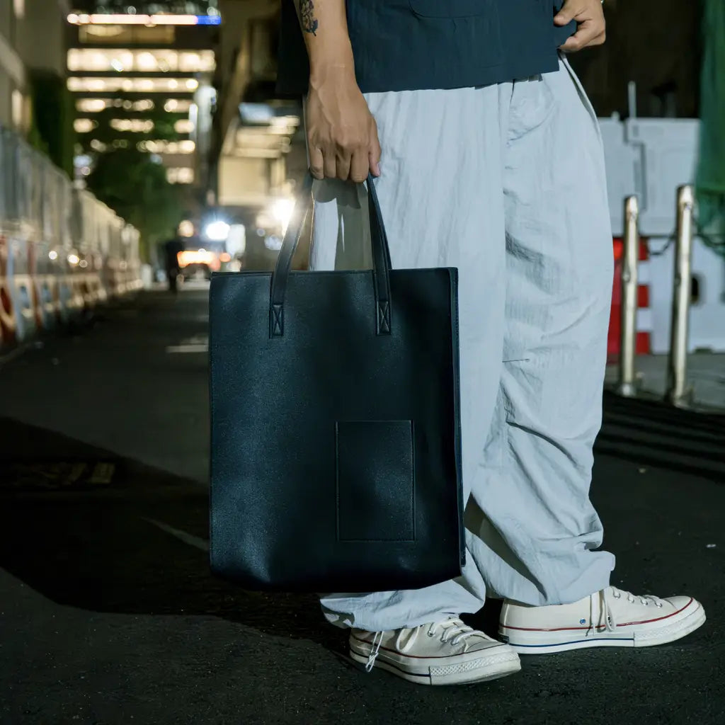 黑皮側背提包 Leather Tote Bag