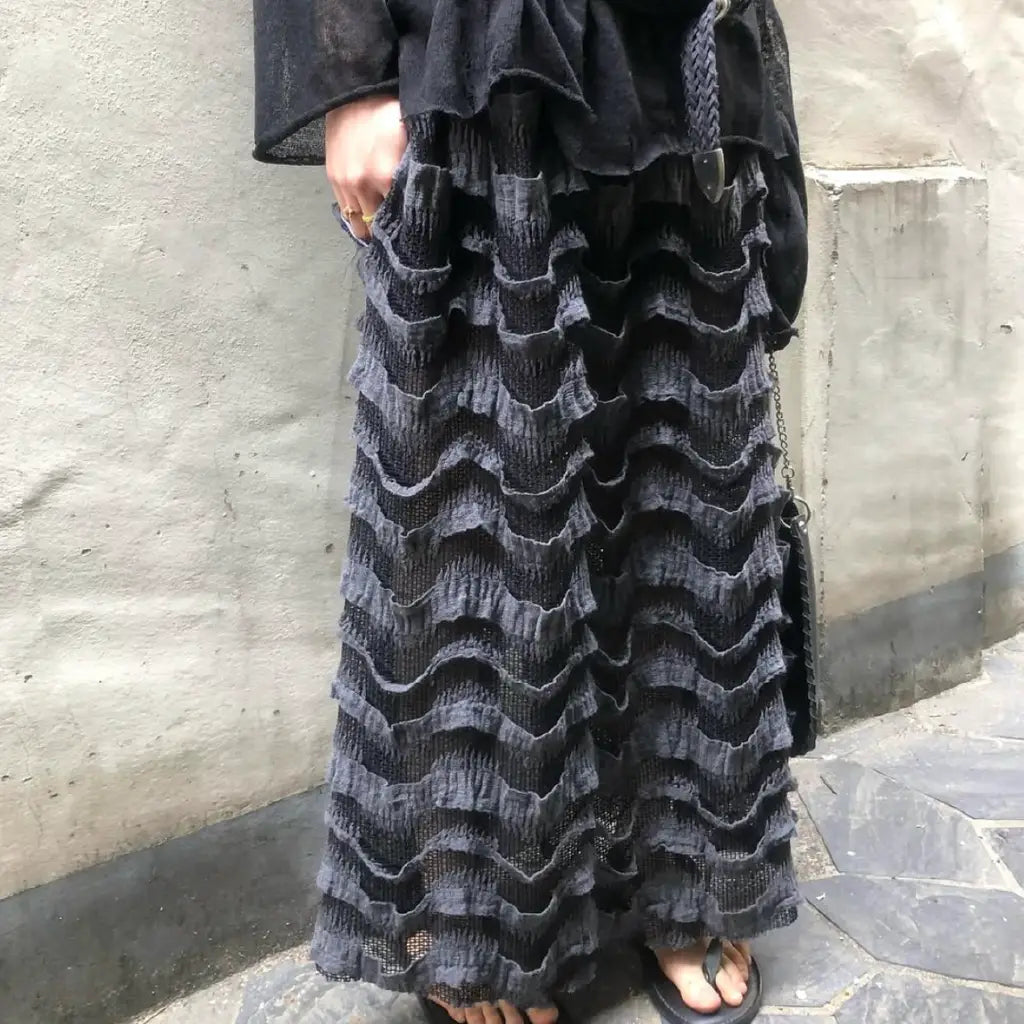 波浪鏤空針織長裙 Wave-Tiered Knit Maxi Skirt