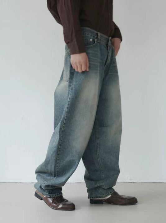 水洗錐形牛仔褲 Washed Barrel Jeans