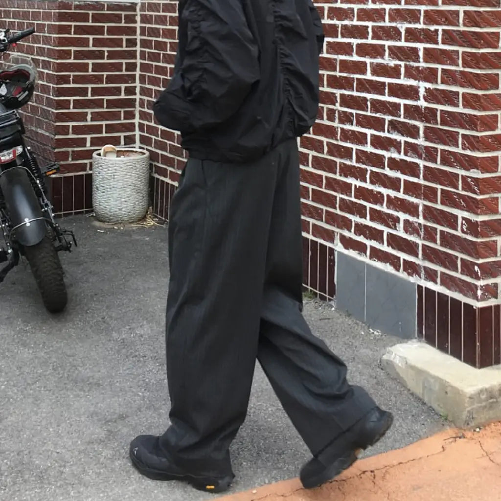 兩摺闊身西褲 Two Tuck Wide Pants