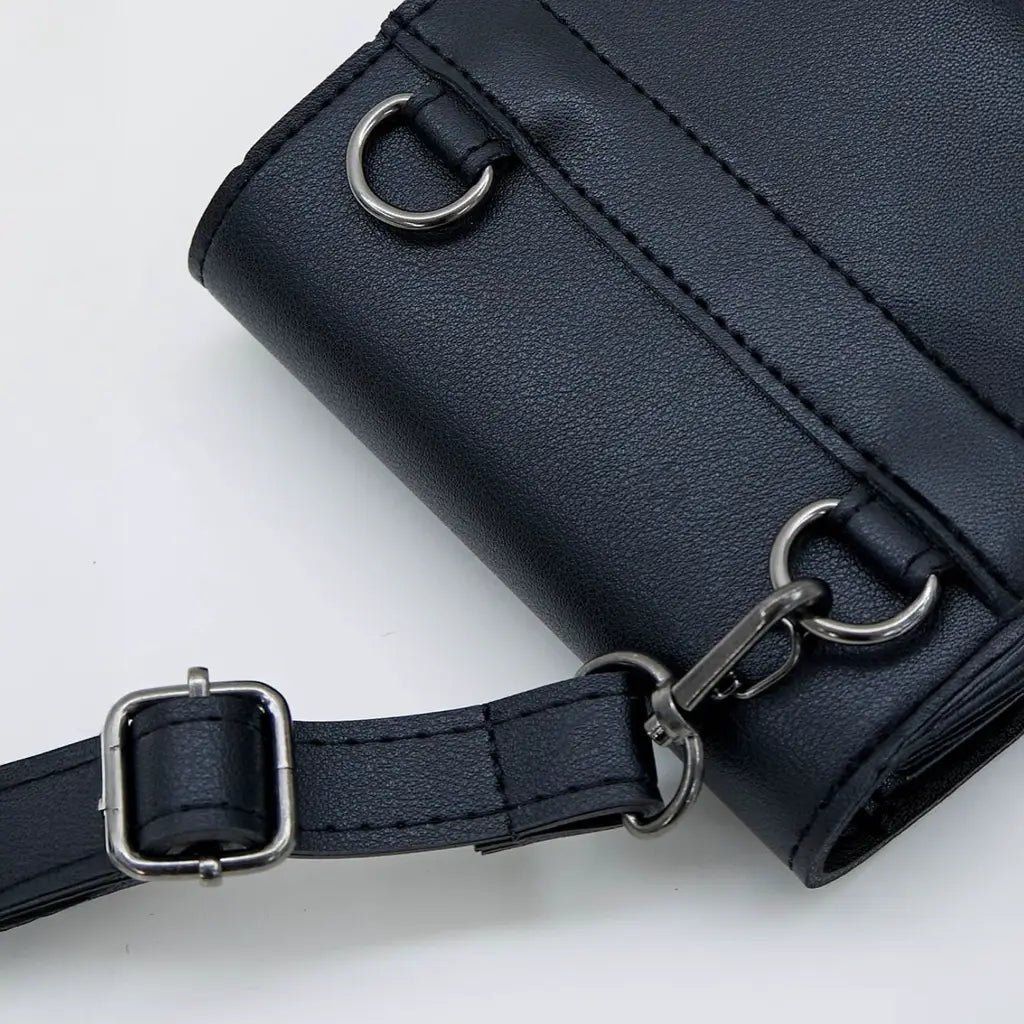 極簡斜背小包 Minimal Sling Pouch
