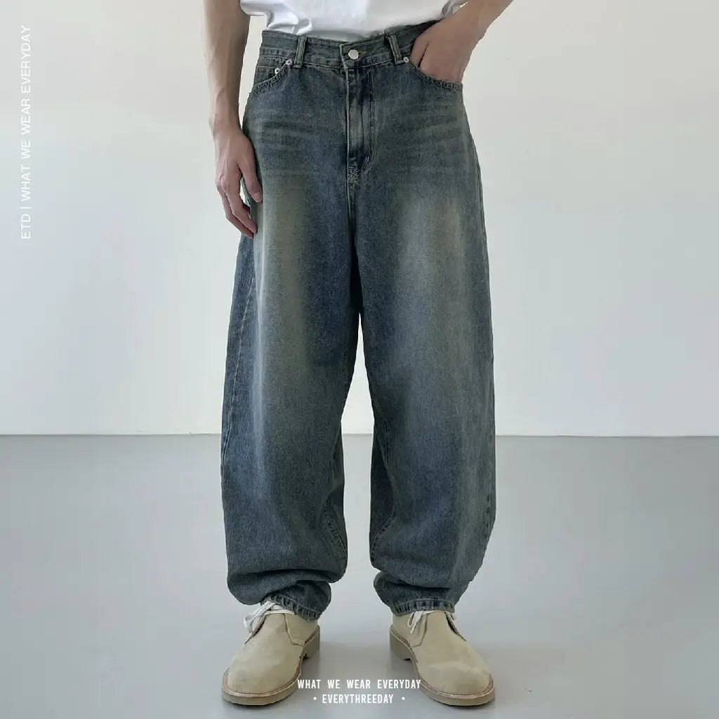 水洗錐形牛仔褲 Washed Barrel Jeans